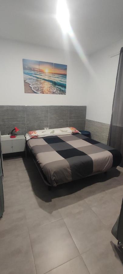 Carrer De L'Arquitecte Alfaro 27 Bajo Derecha Apartman Valencia Kültér fotó